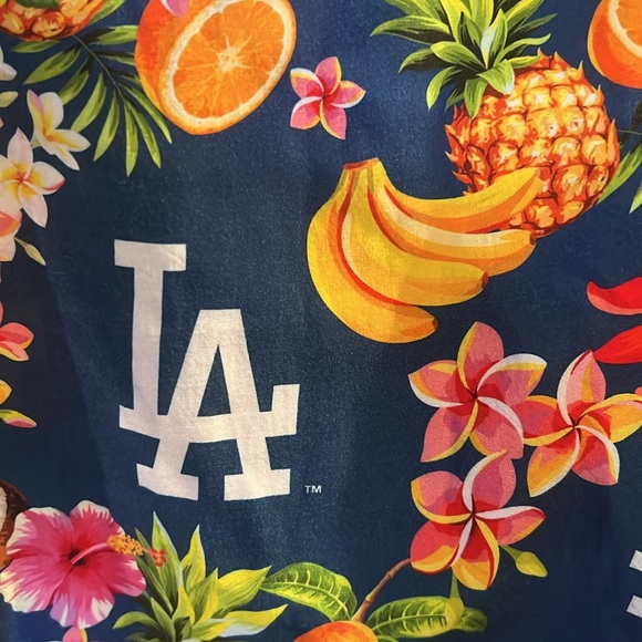 Dodgers Hawaiian shirt blue fruits floral size 3XL - Picture 8 of 8